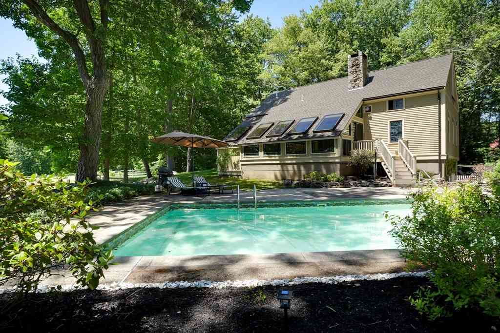 Homes For Sale - 75 South Rd<br/> Pepperell, MA 01463