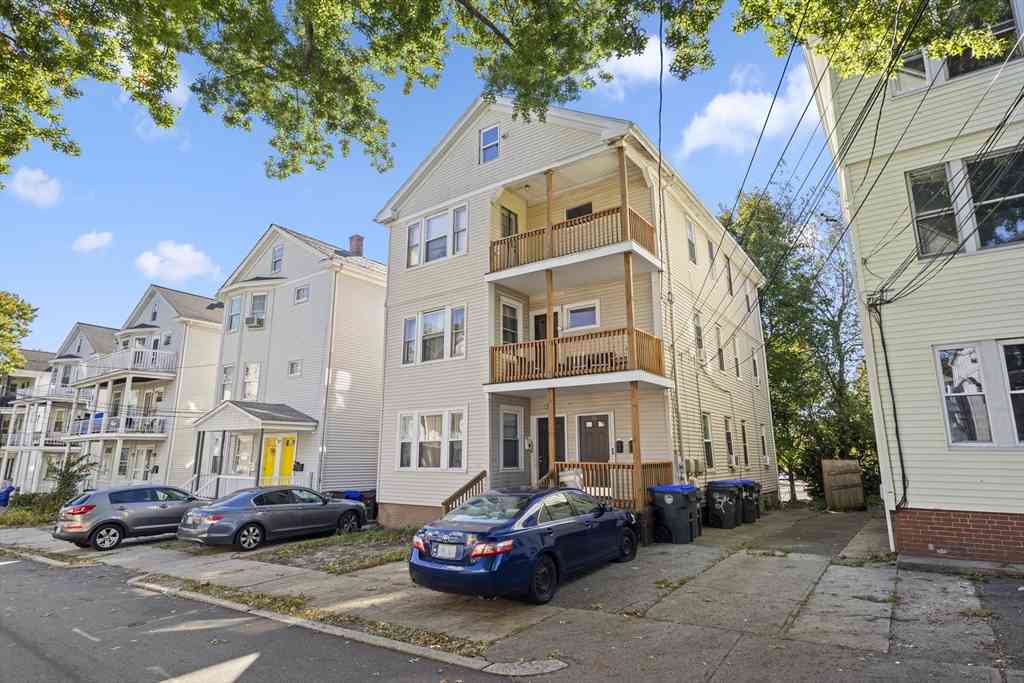 Homes For Rent - 23 Richter St<br/> Providence County, Providence, RI 02908