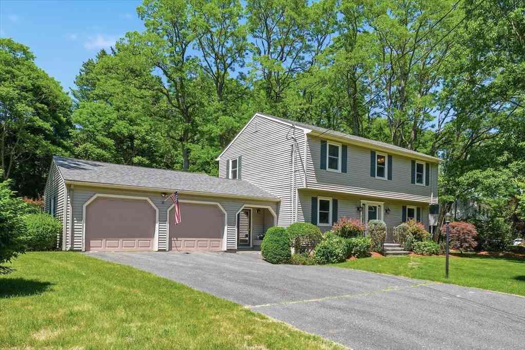 Homes For Sale - 2 Whiting Road<br/> Framingham, MA 01701