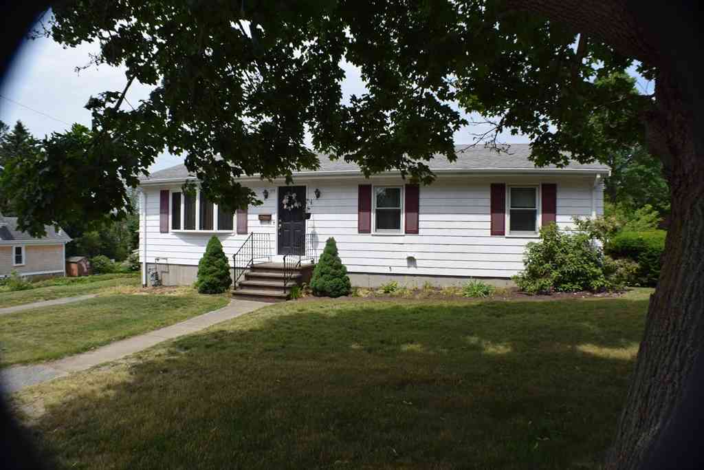 Homes For Sale - 175 High St<br/> Somerset, MA 02716