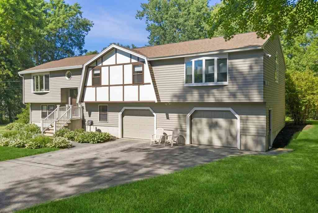 Homes For Sale - 19 Jefferson St<br/> Billerica, MA 01821