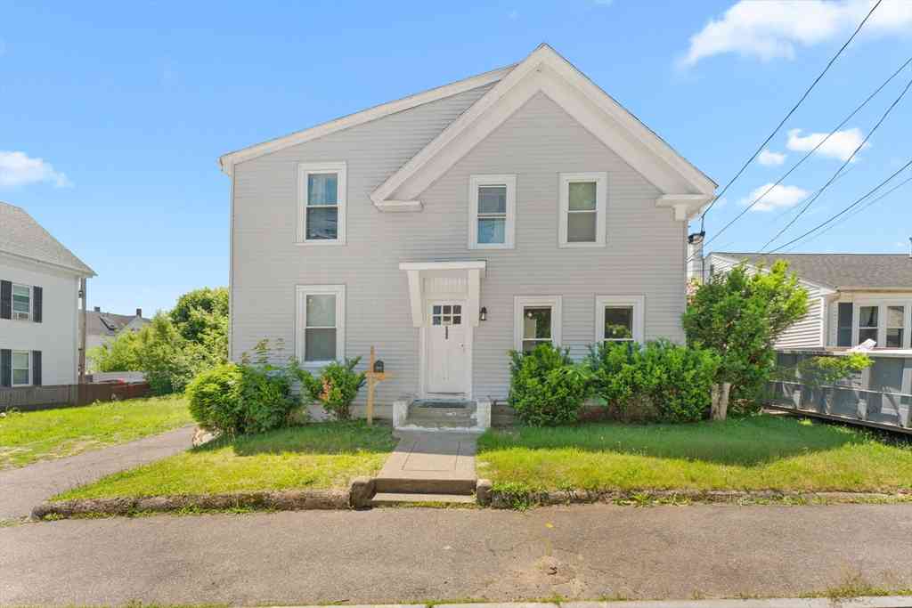 Multifamily For Rent - 112 Ford St<br/> Brockton, MA 02301