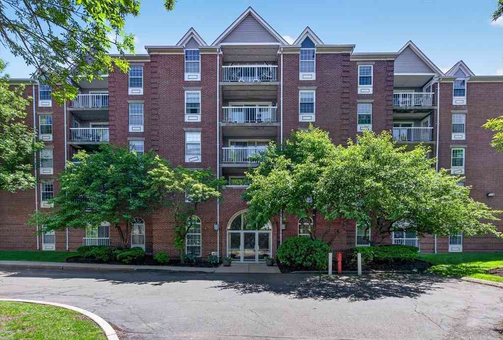 Condo For Sale - 200 Captains Row #202<br/> Chelsea, MA 02150