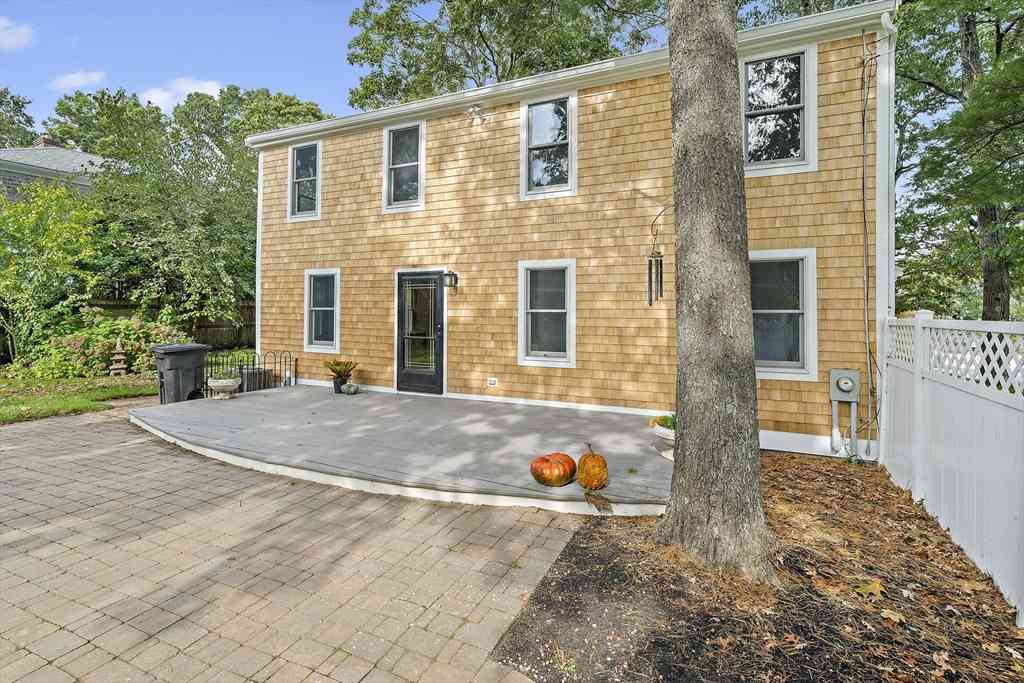 Homes For Rent - 8 Winthrop Ave<br/> Duxbury, MA 02332