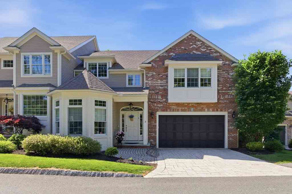 Condo For Sale - 527 Salem St #3<br/> Lynnfield, MA 01940