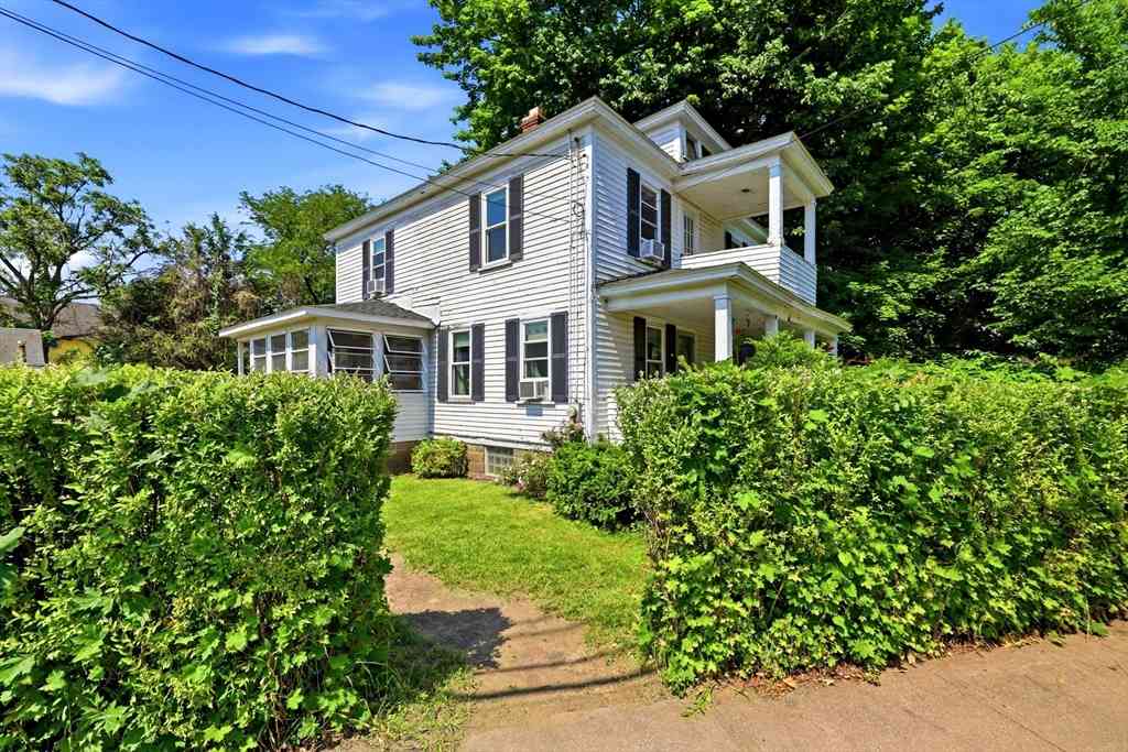 Homes For Sale - 151 Meadow St<br/> Westfield, MA 01085