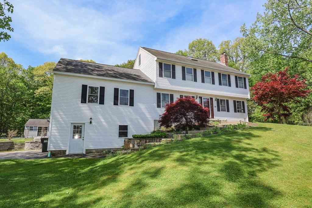 Homes For Sale - 13 Deerfield Dr<br/> Pepperell, MA 01463