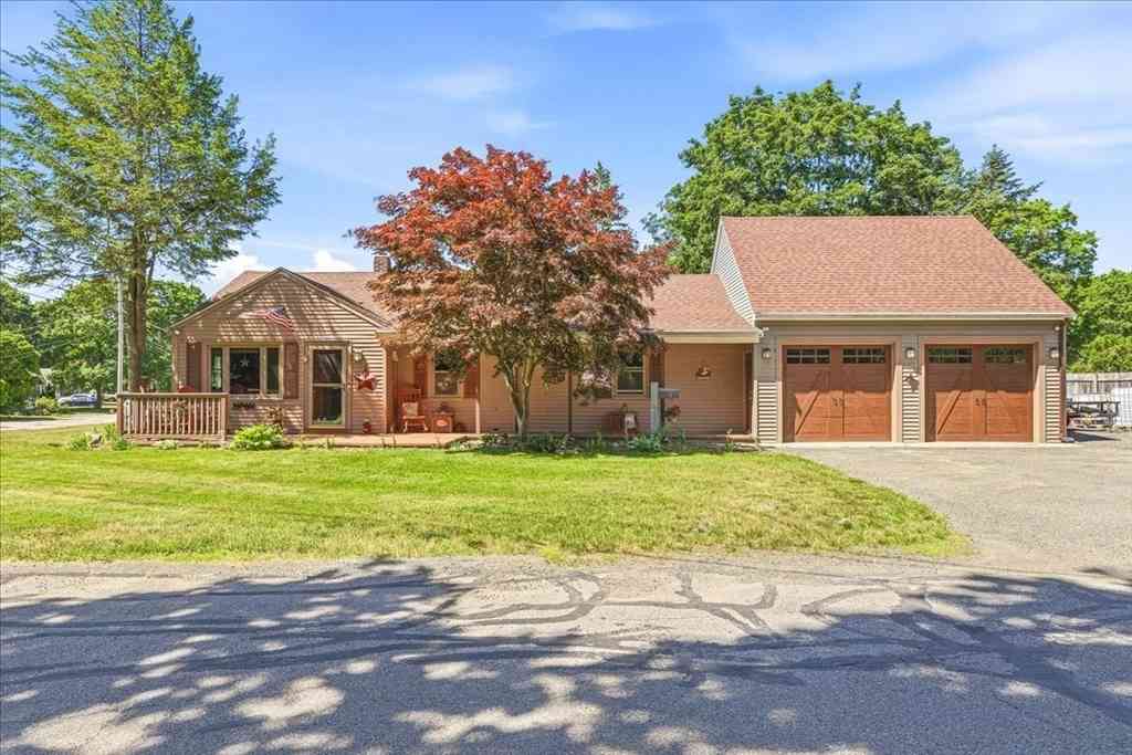 Homes For Sale - 179 Rowayne Park<br/> Bridgewater, MA 02324
