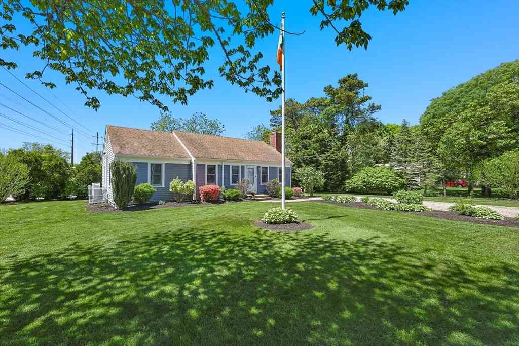 Homes For Sale - 11 Mary David Rd<br/> Barnstable County, Yarmouth, MA 02675