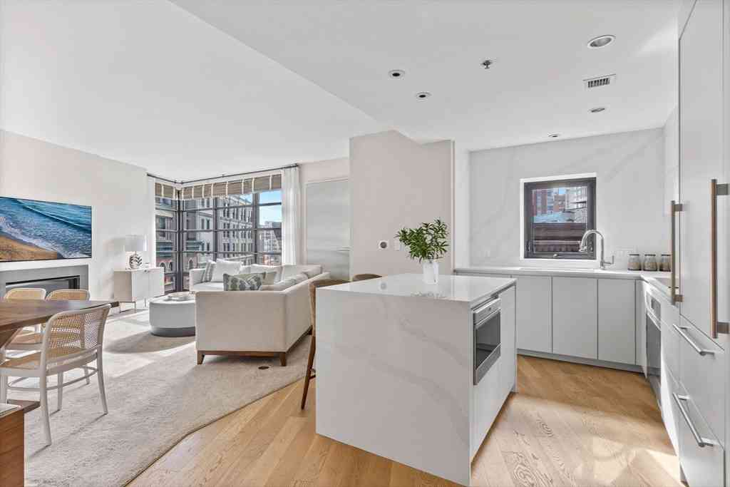 Condo For Rent - 580 Washington St. #1002<br/> Boston, MA 02111