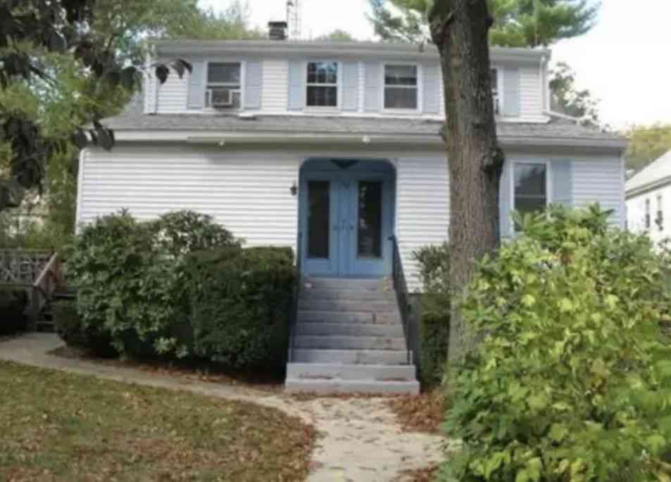 Apartment For Rent - 333 Village St #1<br/> Millis, MA 02054