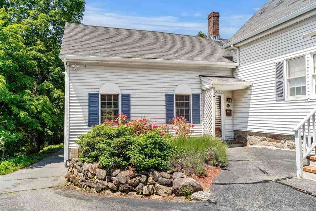 Condo For Sale - 60 Morton #R<br/> Andover, MA 01810