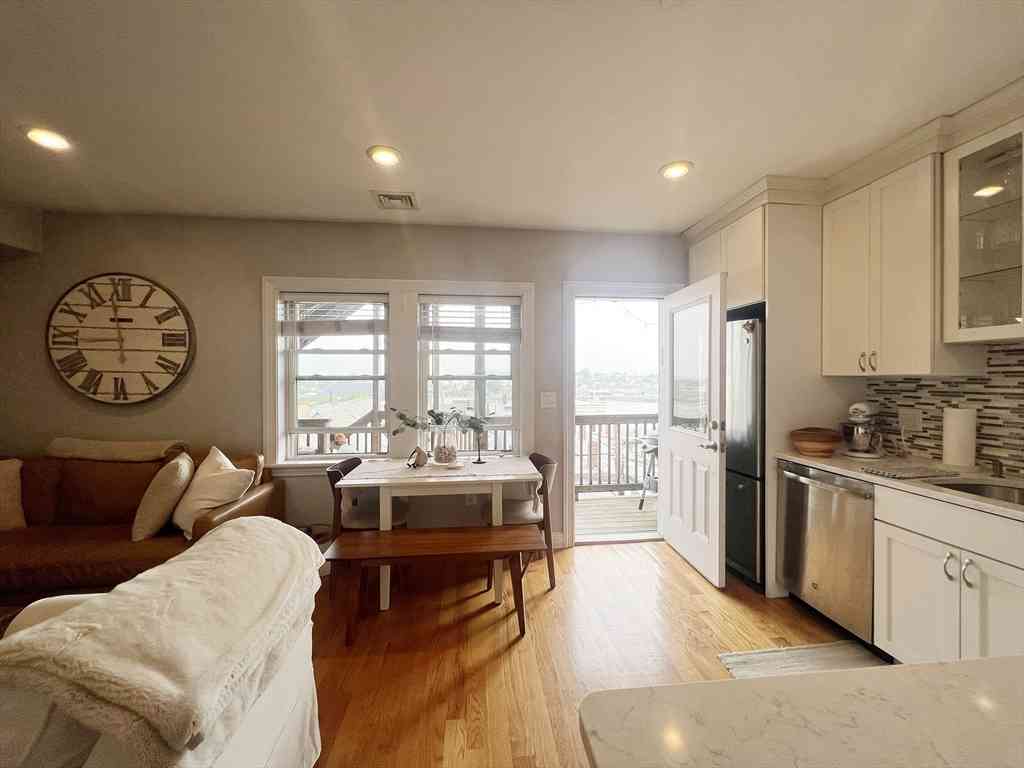 Condo For Rent - 214 E Eagle St #6<br/> Boston, MA 02128