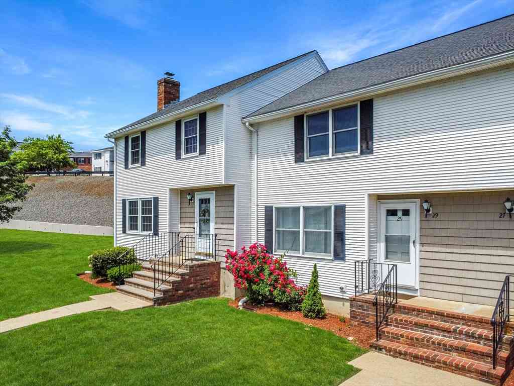 Condo For Sale - 29 Christopher Dr #68<br/> Methuen, MA 01844
