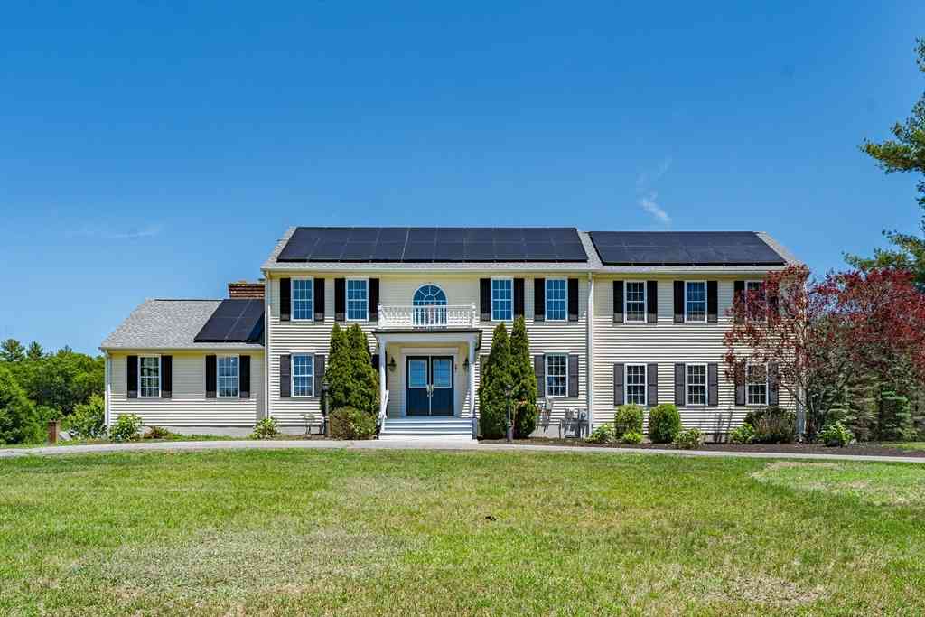 Homes For Sale - 27 Charles Ave<br/> Uxbridge, MA 01569