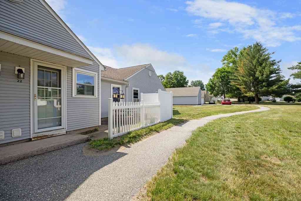 Condo For Sale - 22 Fredette St #22<br/> Chicopee, MA 01022