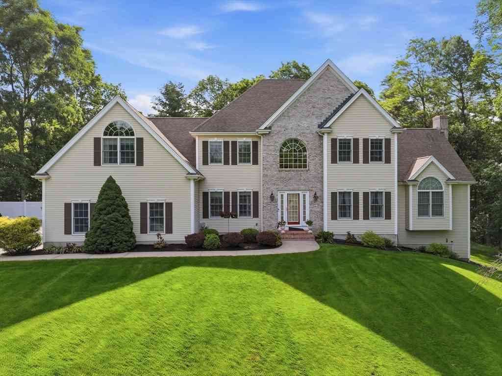 Homes For Sale - 74 Whipple Brook Road<br/> Wrentham, MA 02093