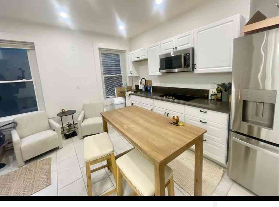 Apartment For Rent - 206 Hanover St #2<br/> Boston, MA 02113