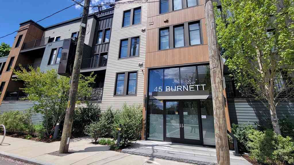 Condo For Rent - 45 Burnett #206<br/> Boston, MA 02130