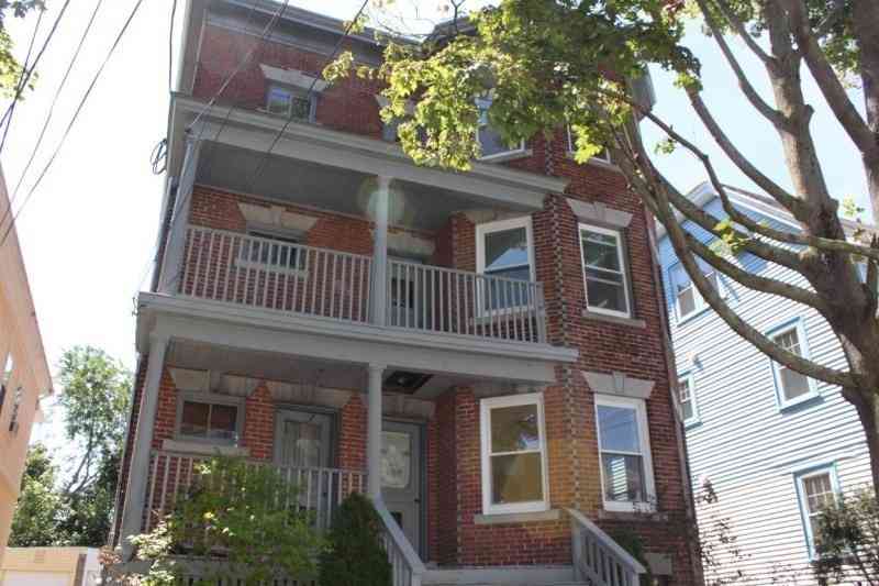 Apartment For Rent - 39-41 Cedar Street #3<br/> Salem, MA 01970