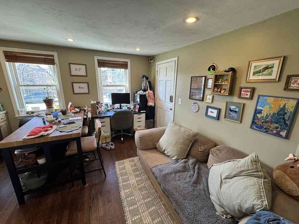 Apartment For Rent - 735 Somerville Ave #1<br/> Somerville, MA 02143