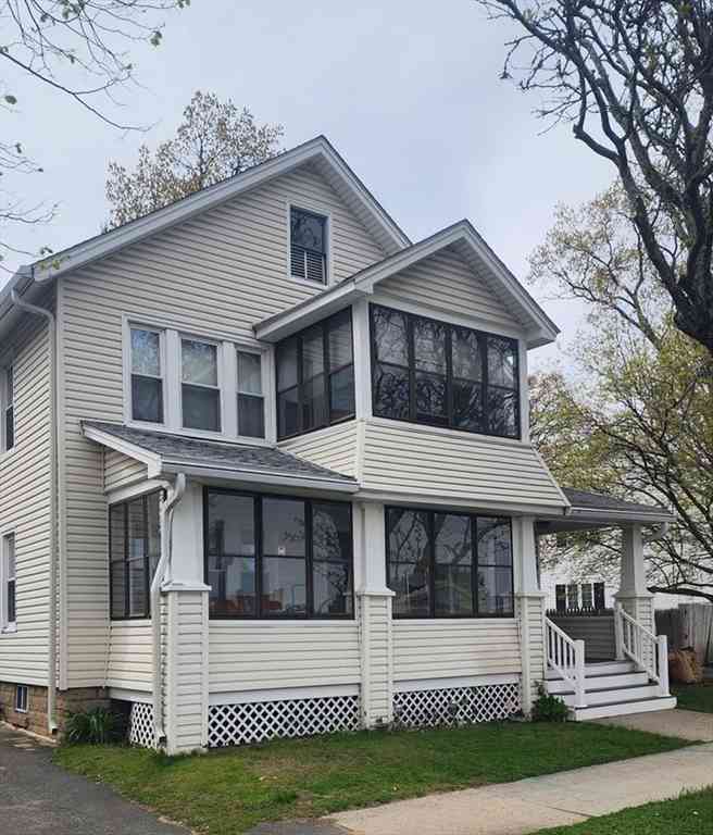 Multifamily For Rent - 278-280 Page Blvd<br/> Springfield, MA 01104