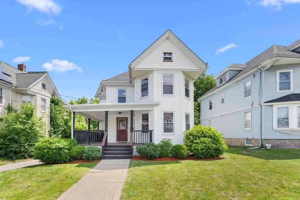 Homes For Sale - 46 Ash St<br/> Plymouth County, Brockton, MA 02301
