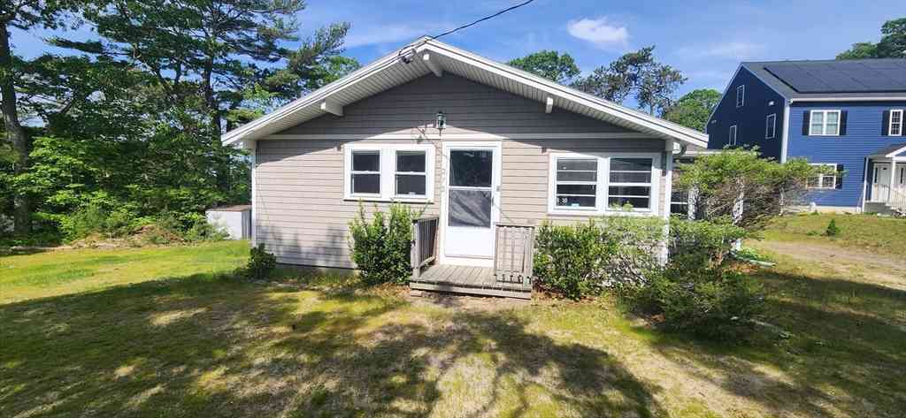 Homes For Sale - 272 Glen Charlie Rd<br/> Plymouth County, Wareham, MA 02538