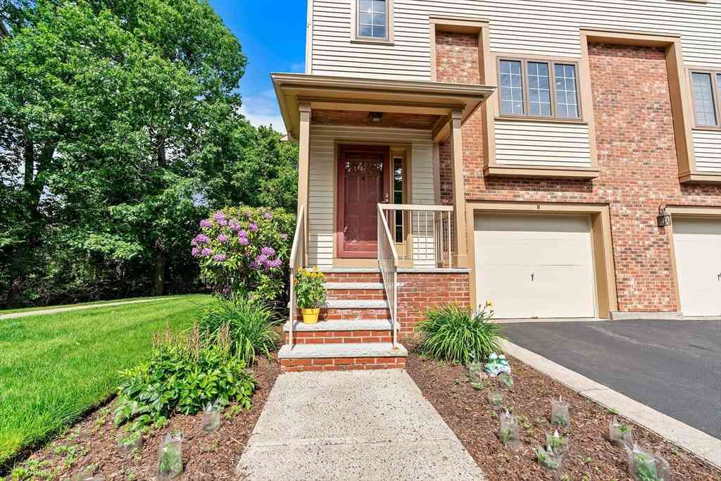 Condo For Sale - 121 Revere St #M<br/> Canton, MA 02021