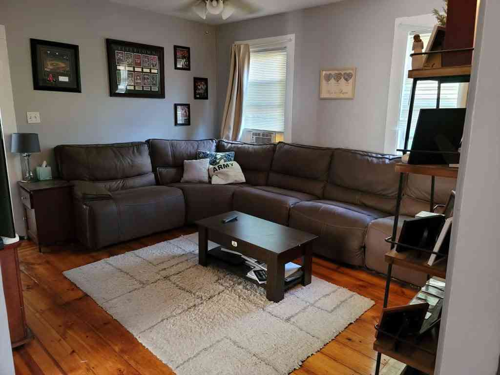 Apartment For Rent - 3 Buxton Ct #1<br/> Andover, MA 01810