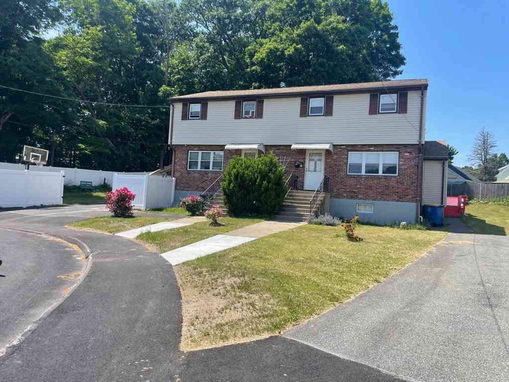 Homes For Rent - 19 Louis Lane #1<br/> Randolph, MA 02368