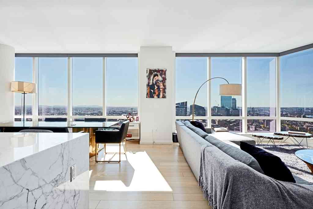 Condo For Sale - 1 Franklin St #4110<br/> Boston, MA 02110