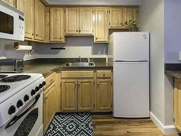 Condo For Rent - 1025 Hancock St #1H<br/> Quincy, MA 02169