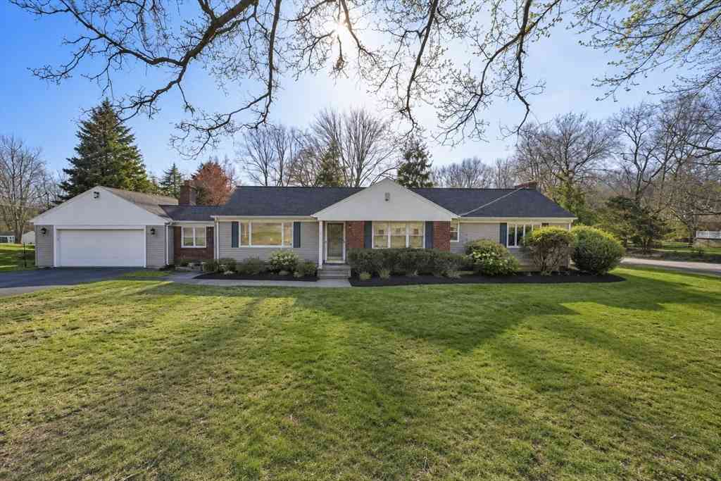 Homes For Sale - 222 Blossom Road<br/> Westport, MA 02790