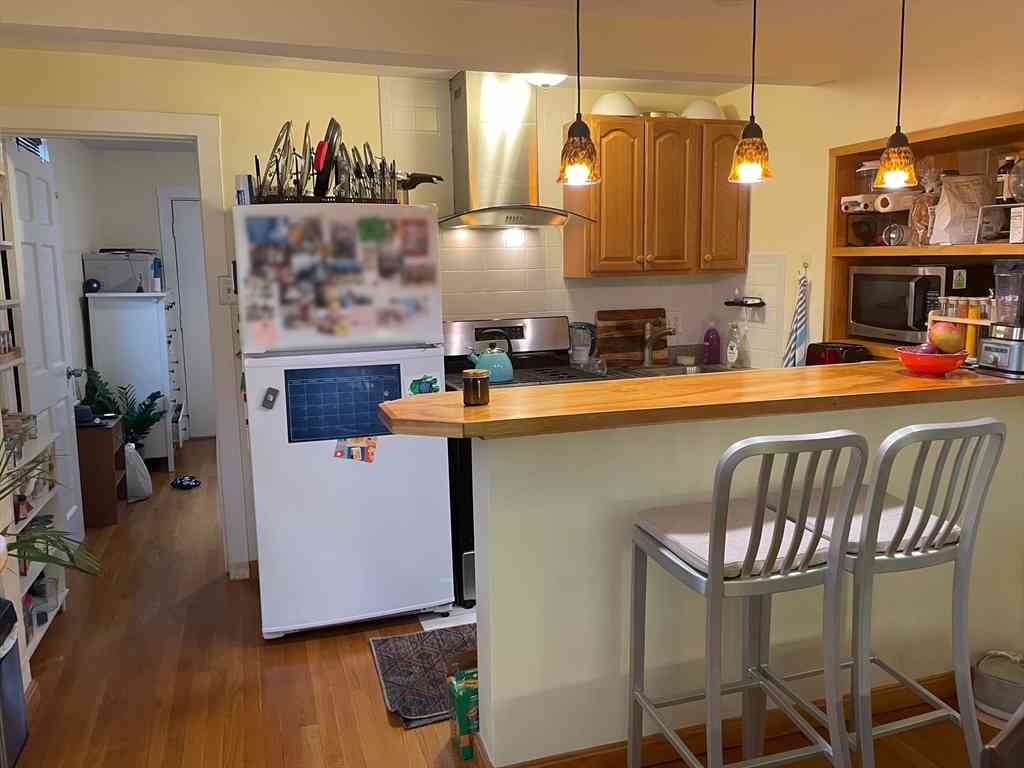 Condo For Rent - 25 Andrew St #1<br/> Cambridge, MA 02139