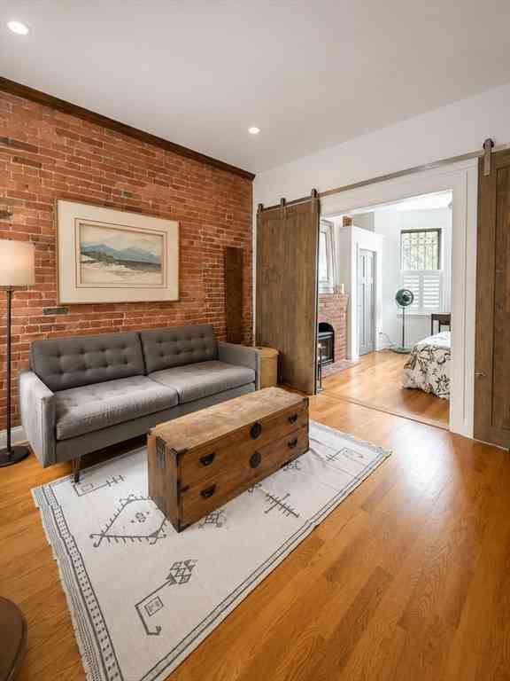 Condo For Sale - 9 Albemarle St #2<br/> Boston, MA 02115