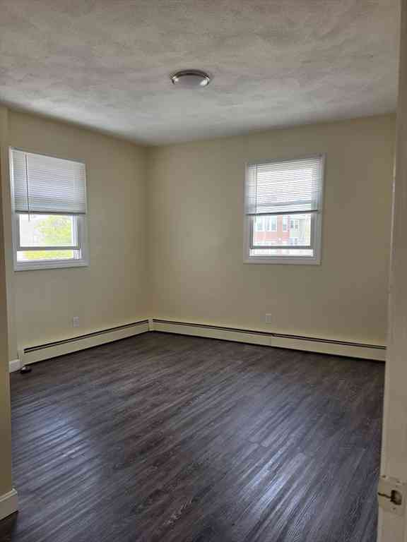 Apartment For Rent - 838 Western Ave #2L<br/> Lynn, MA 01904