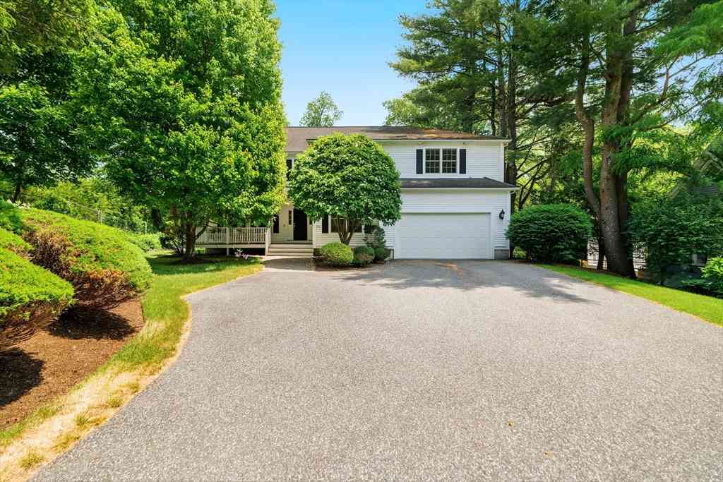 Homes For Sale - 876 Central Ave<br/> Needham, MA 02492
