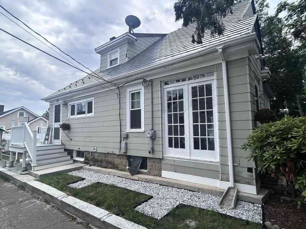 Homes For Sale - 46 Linnea Ave<br/> Plymouth County, Brockton, MA 02301