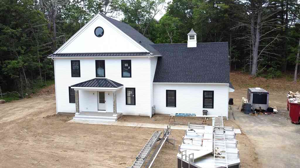Homes For Sale - 4 Station St<br/> Plymouth County, Kingston, MA 02364