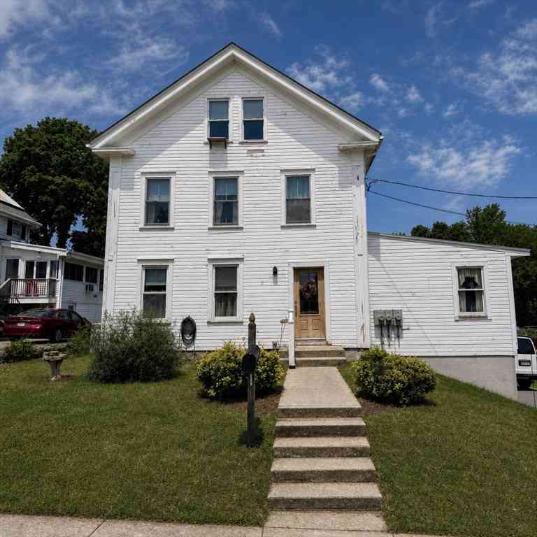Multifamily For Rent - 74 South St<br/> Somerset, MA 02726