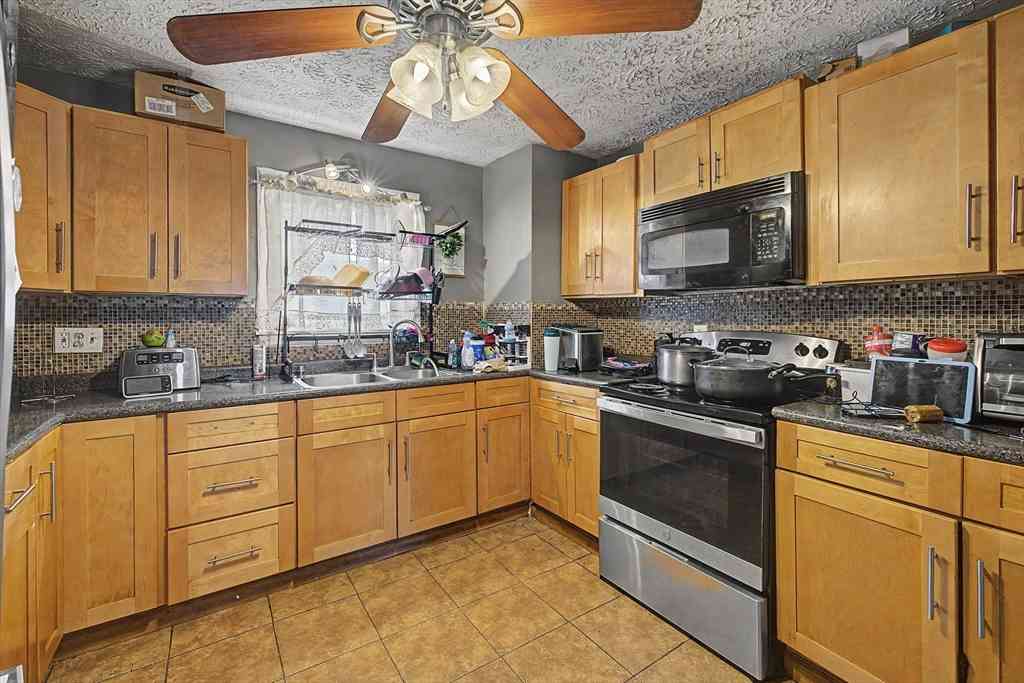 Homes For Sale - 23 Jenness St<br/> Springfield, MA 01104