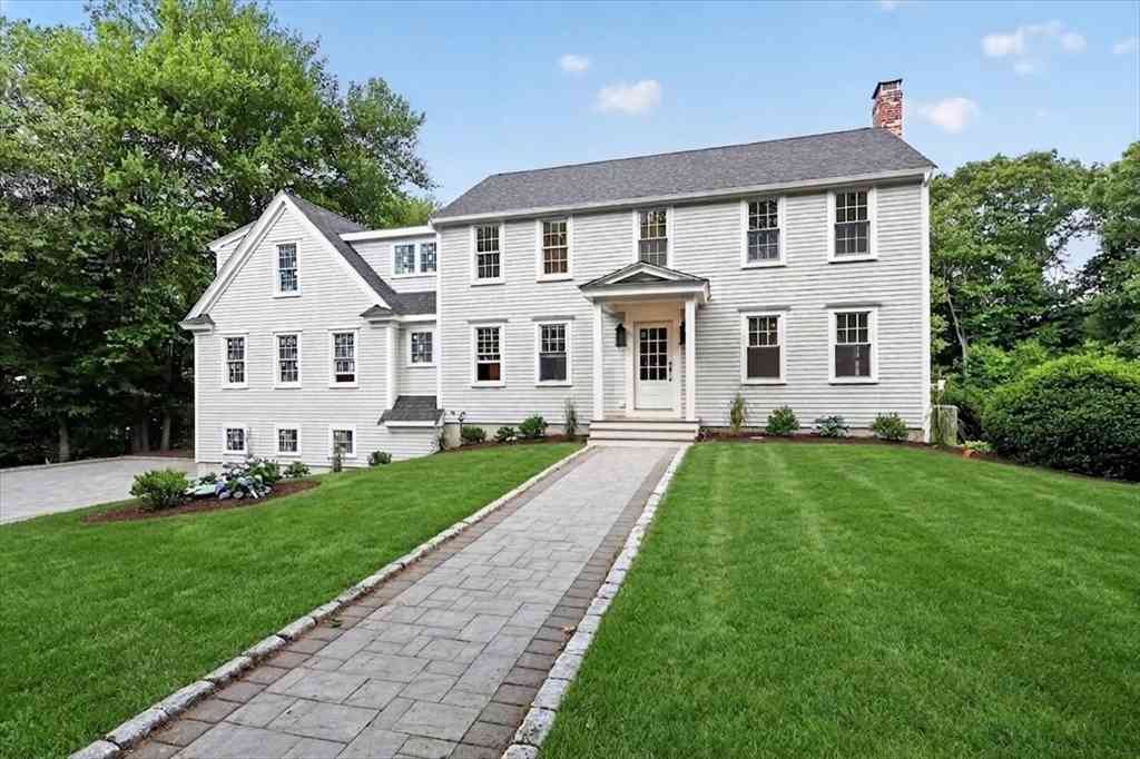 Homes For Sale - 3 Hollyhock<br/> Plymouth County, Hingham, MA 02043