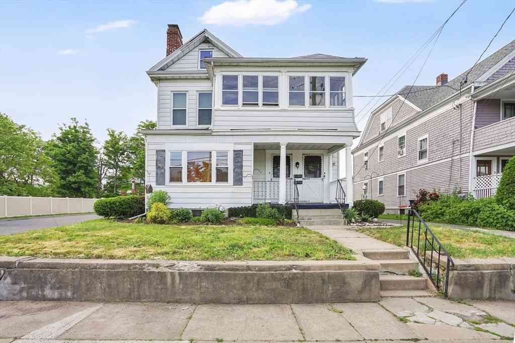 Multifamily For Rent - 5-7 Corser St<br/> Holyoke, MA 01040