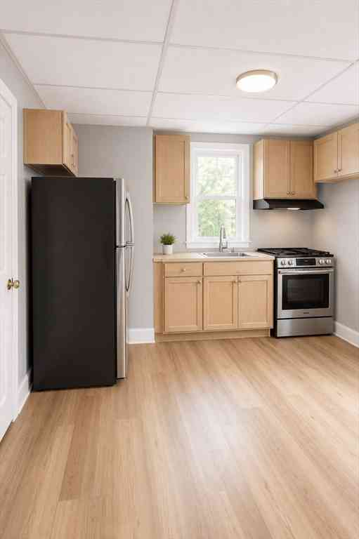 Apartment For Rent - 170 High #3<br/> Lawrence, MA 01841
