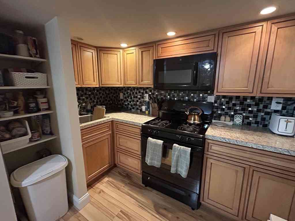Apartment For Rent - 11 Main St<br/> Woburn, MA 01801