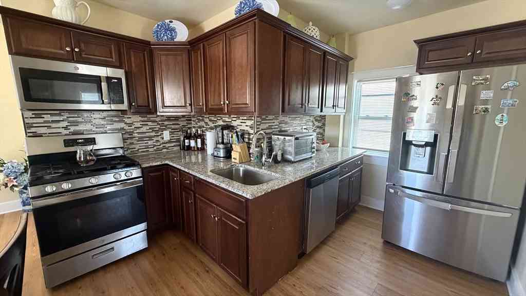 Apartment For Rent - 730 Boston Street #2<br/> Lynn, MA 01905