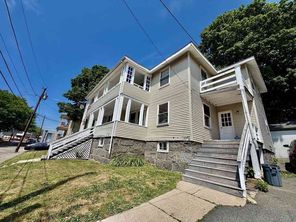 Homes For Rent - 18 Bigelow St #1<br/> Quincy, MA 02169