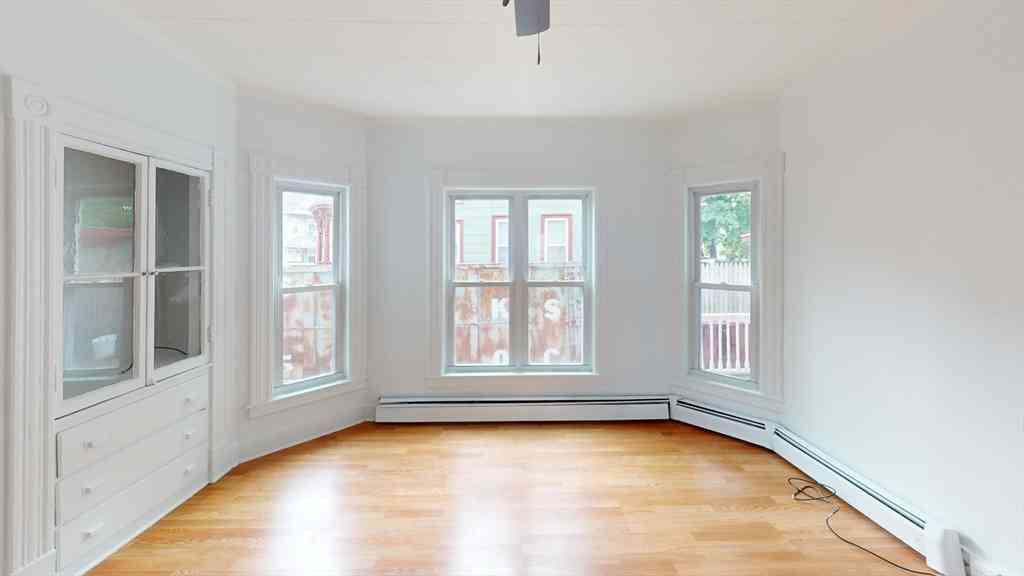 Homes For Rent - 26 A St #1<br/> Lowell, MA 01851