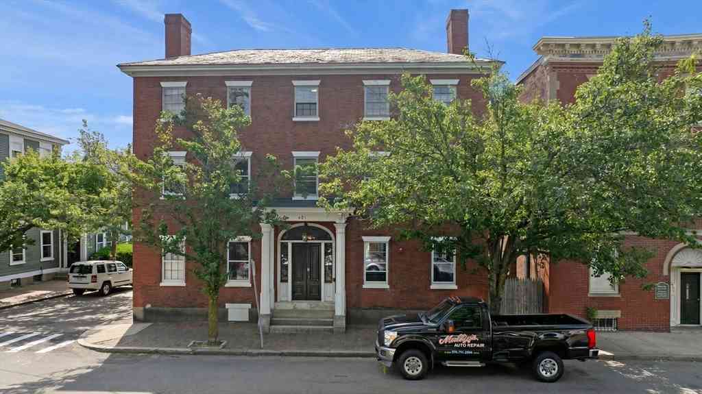 Homes For Rent - 401 Essex<br/> Salem, MA 01970